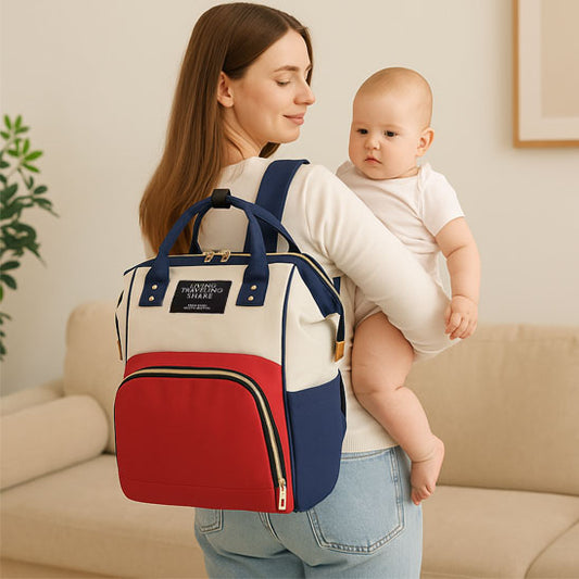 sac a langer nomadbag maman avec bebe depart en balade